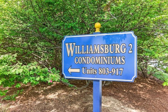 895 Wellman Avenue 895, Chelmsford, MA 01863