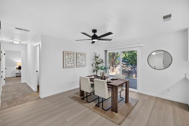 5900 Rich Hill Dr, Orangevale, CA 95662