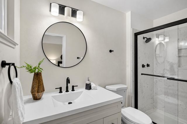 5900 Rich Hill Dr, Orangevale, CA 95662