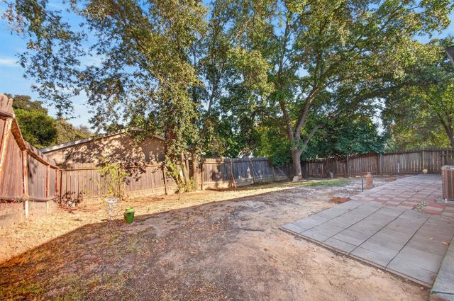 5900 Rich Hill Dr, Orangevale, CA 95662
