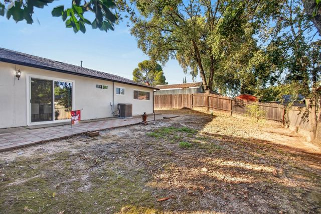 5900 Rich Hill Dr, Orangevale, CA 95662