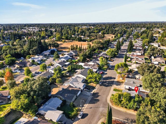 5900 Rich Hill Dr, Orangevale, CA 95662