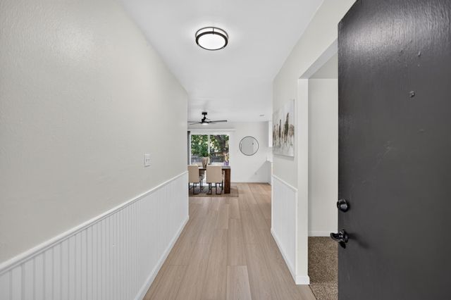 5900 Rich Hill Dr, Orangevale, CA 95662
