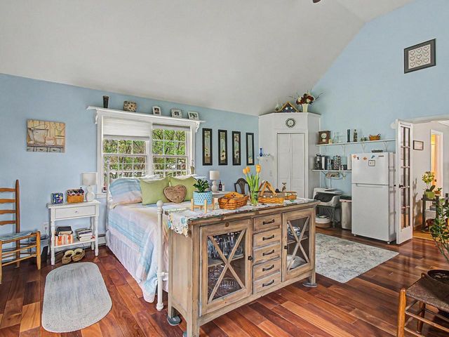 6 June Way, Milton, VT 05468