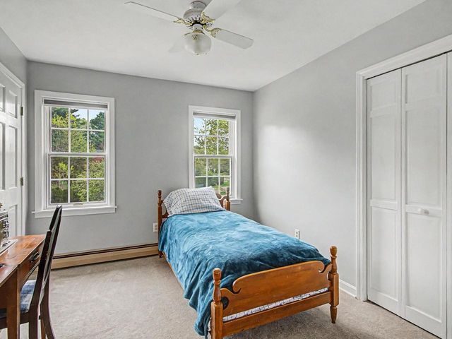 6 June Way, Milton, VT 05468