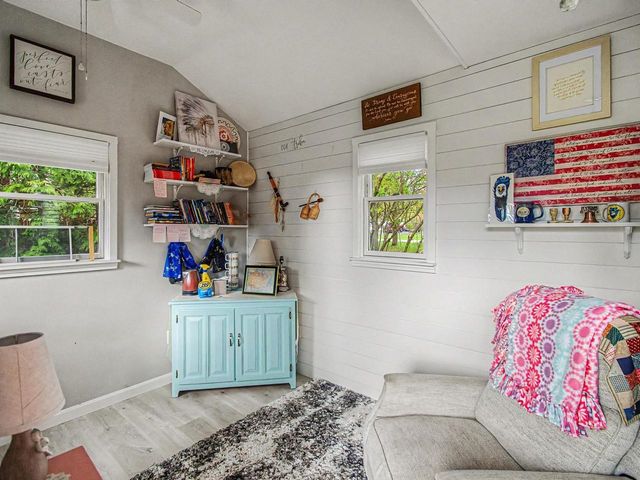 6 June Way, Milton, VT 05468