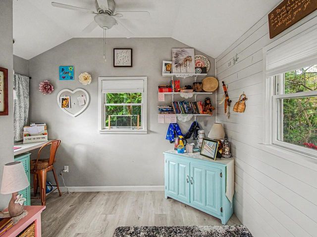 6 June Way, Milton, VT 05468