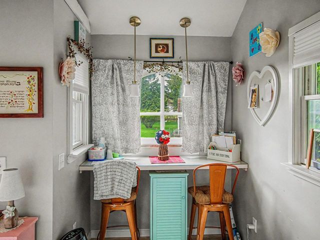 6 June Way, Milton, VT 05468