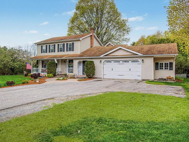 6 June Way, Milton, VT 05468