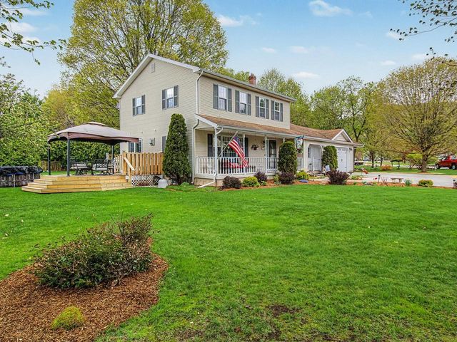 6 June Way, Milton, VT 05468
