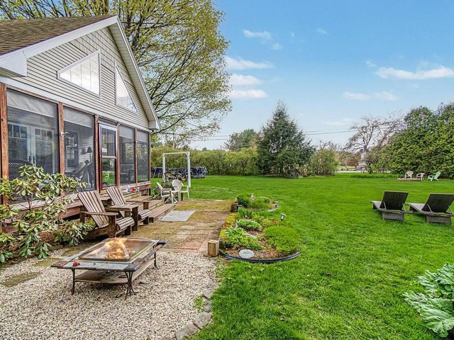 6 June Way, Milton, VT 05468