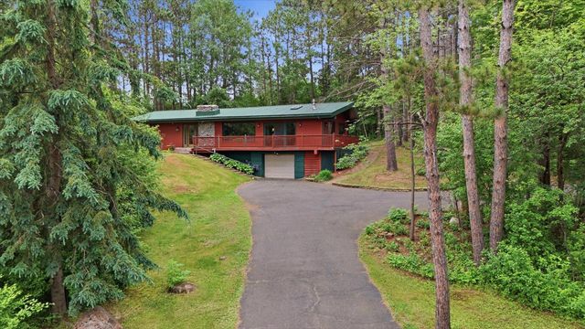 2016 Rice Lake Road, Duluth, MN 55811