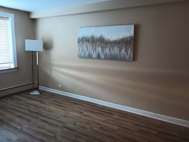 1880 Bonnie Lane 112, Hoffman Estates, IL 60169