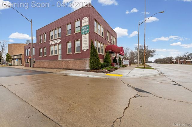 3505 Biddle Avenue, Wyandotte, MI 48192