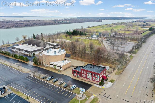 3505 Biddle Avenue, Wyandotte, MI 48192