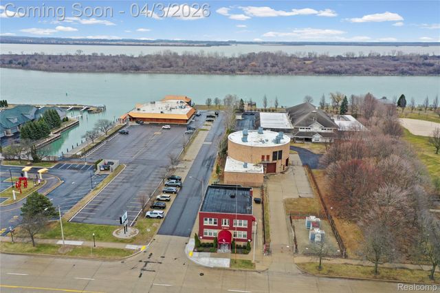 3505 Biddle Avenue, Wyandotte, MI 48192