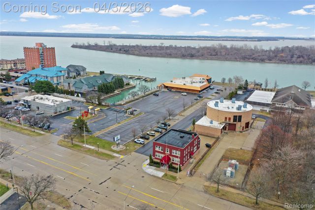 3505 Biddle Avenue, Wyandotte, MI 48192