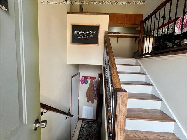 410 Carriage Way, Hurricane, WV 25526