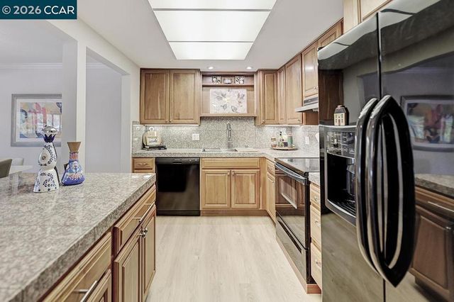 1232 Leisure Ln 7, Walnut Creek, CA 94595