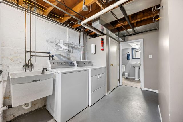 5352 Knox Avenue S, Minneapolis, MN 55419