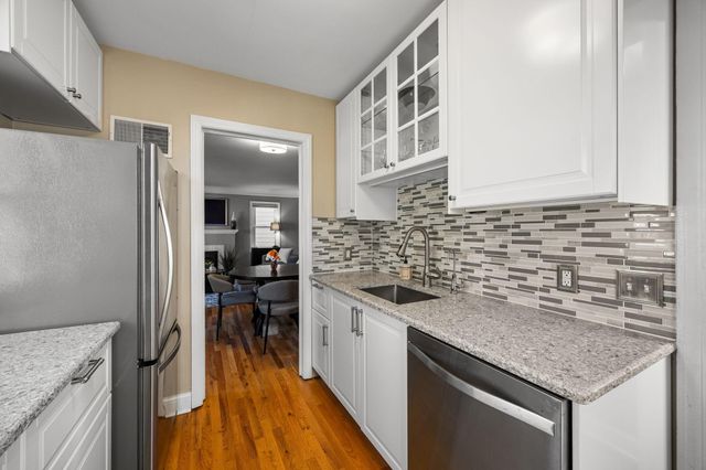 5352 Knox Avenue S, Minneapolis, MN 55419