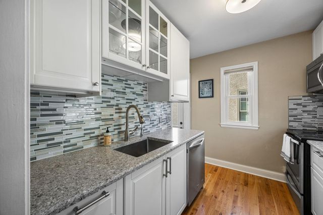 5352 Knox Avenue S, Minneapolis, MN 55419