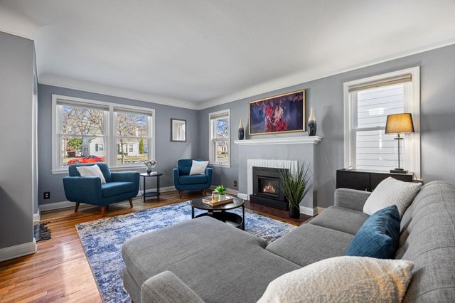 5352 Knox Avenue S, Minneapolis, MN 55419