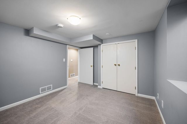 5352 Knox Avenue S, Minneapolis, MN 55419