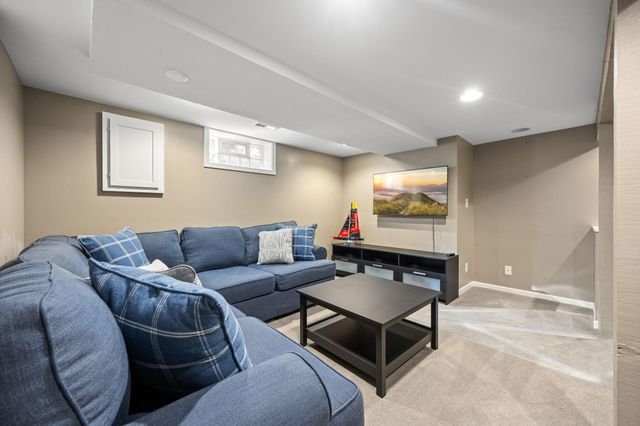 5352 Knox Avenue S, Minneapolis, MN 55419