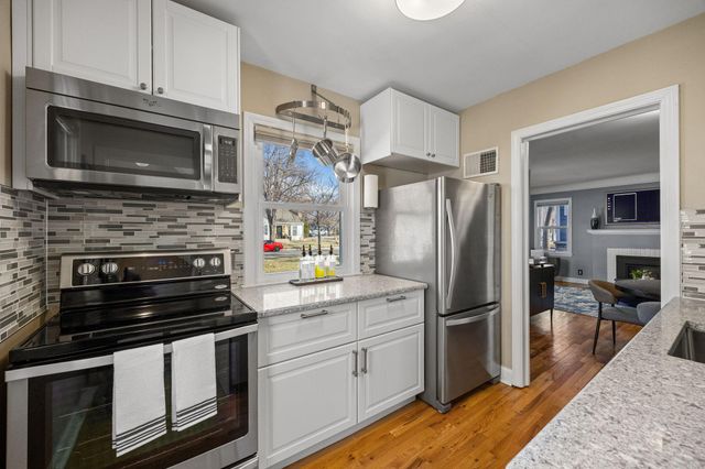 5352 Knox Avenue S, Minneapolis, MN 55419