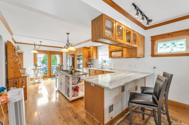 1816 River St, Boston, MA 02136