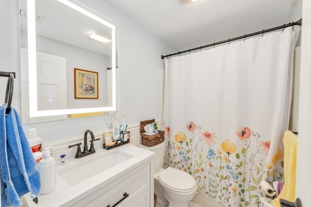 1816 River St, Boston, MA 02136