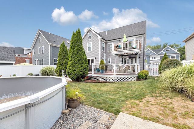1816 River St, Boston, MA 02136