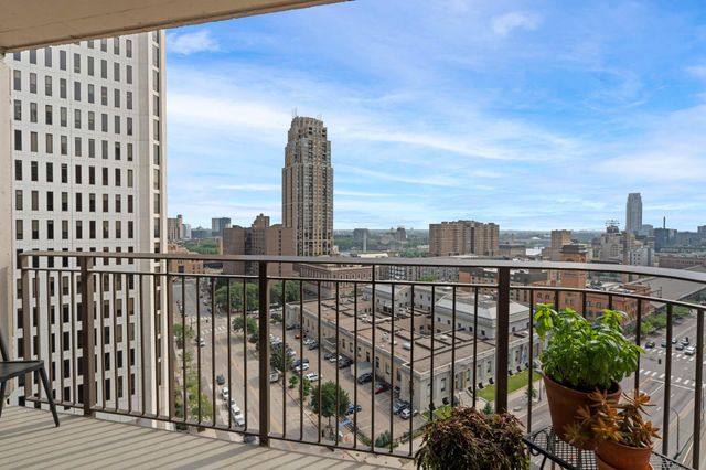 121 Washington Avenue S 1516, Minneapolis, MN 55401