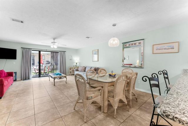 201 Robin Lane, Panama City Beach, FL 32407