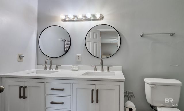 1872 W Beach Boulevard F 104, Gulf Shores, AL 36542