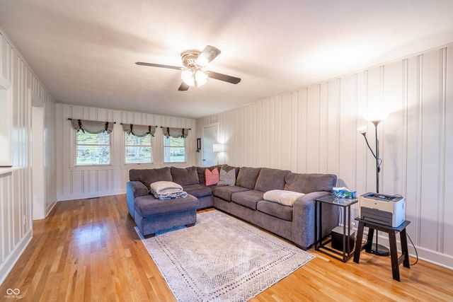 4844 E 71st Street, Indianapolis, IN 46220