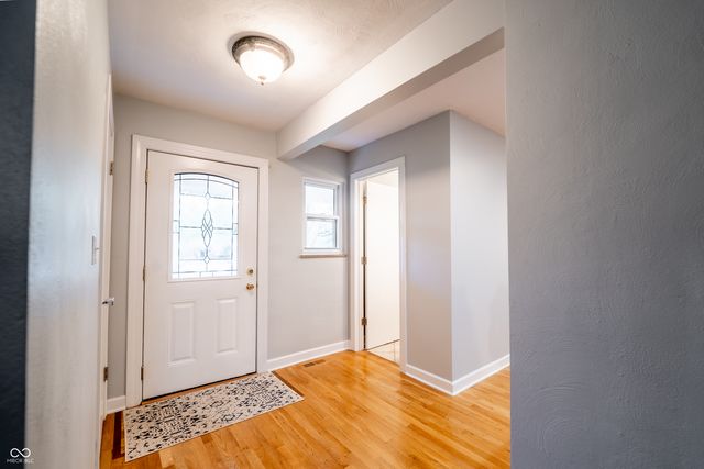 4844 E 71st Street, Indianapolis, IN 46220