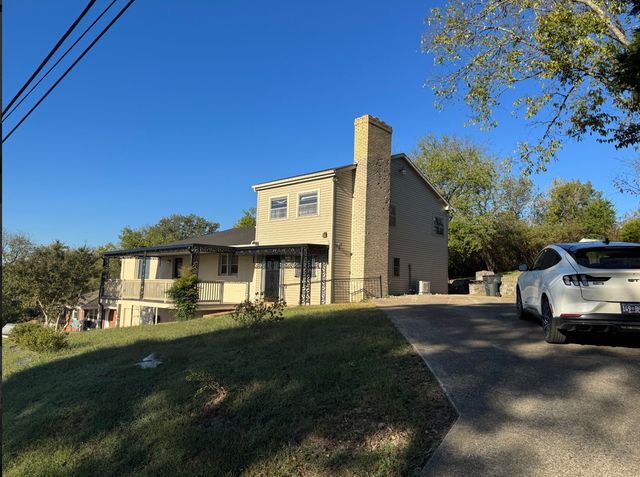 2109 Summit Ave, W, Nashville, TN 37218