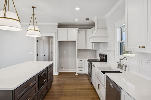 61 Creighton Lane, Lebanon, TN 37087