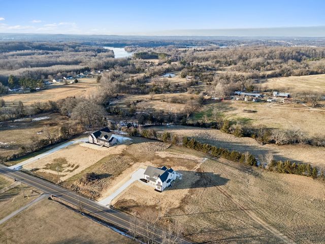 61 Creighton Lane, Lebanon, TN 37087