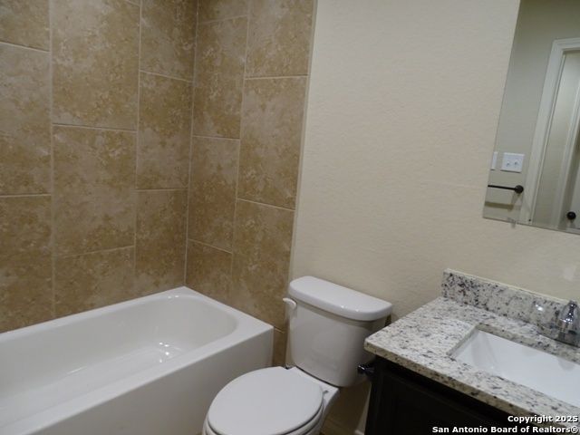 6411 Luglio Ln Unit 102, San Antonio, TX 78233