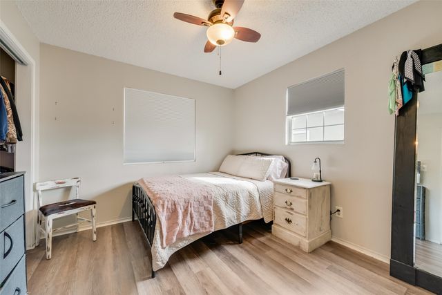 222 Meadow Lake Drive, Gun Barrel City, TX 75156