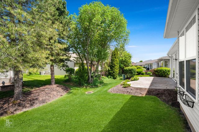 13462 Dearborn Trail, Huntley, IL 60142