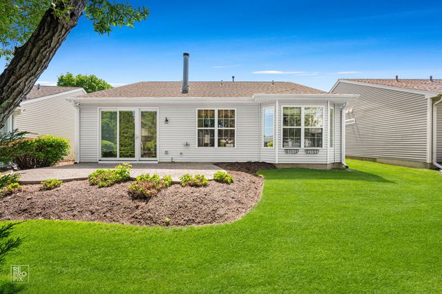 13462 Dearborn Trail, Huntley, IL 60142