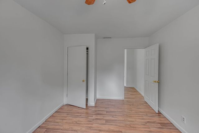 5156 Hunters Point Ln, Hermitage, TN 37076