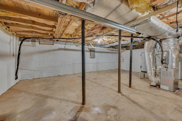 5156 Hunters Point Ln, Hermitage, TN 37076
