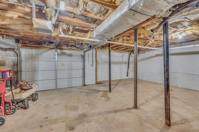 5156 Hunters Point Ln, Hermitage, TN 37076