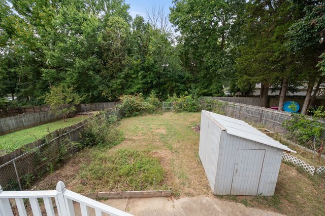 5156 Hunters Point Ln, Hermitage, TN 37076