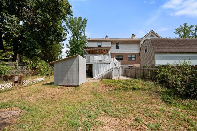 5156 Hunters Point Ln, Hermitage, TN 37076
